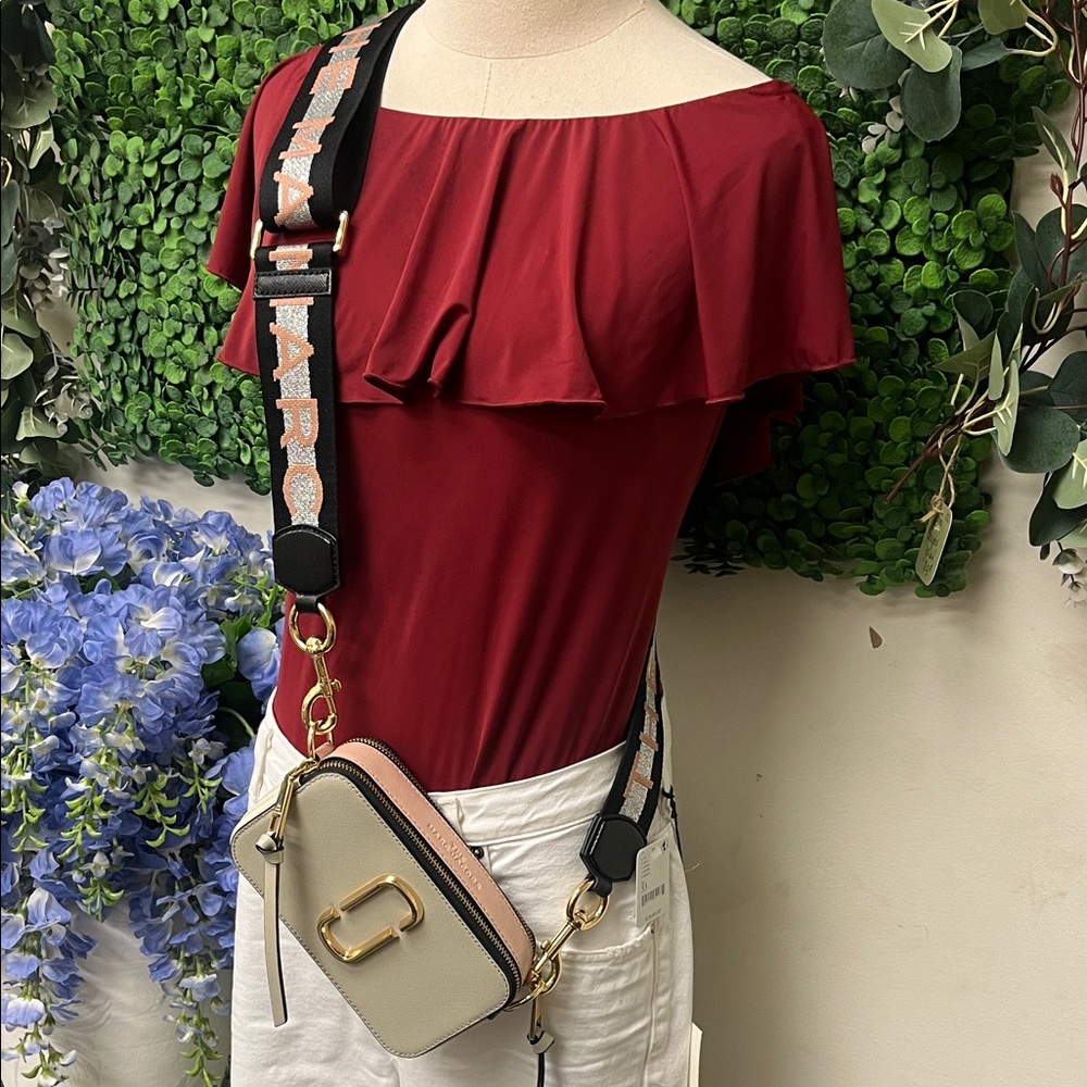 **** NWOT***** Marc Jacobs Cream and Pink Crossbody Bag